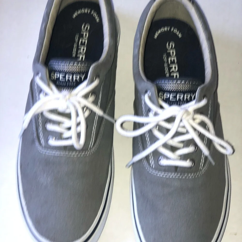 Men’s striped CVO sperry sneaker